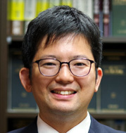 弁護士久家